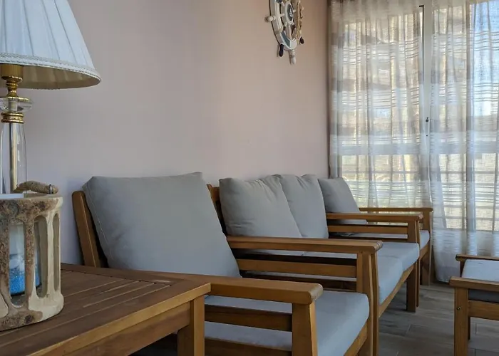Galeon Sea View Apartment